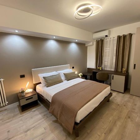 Hotel Plaza Ungheria باليرمو المظهر الخارجي الصورة