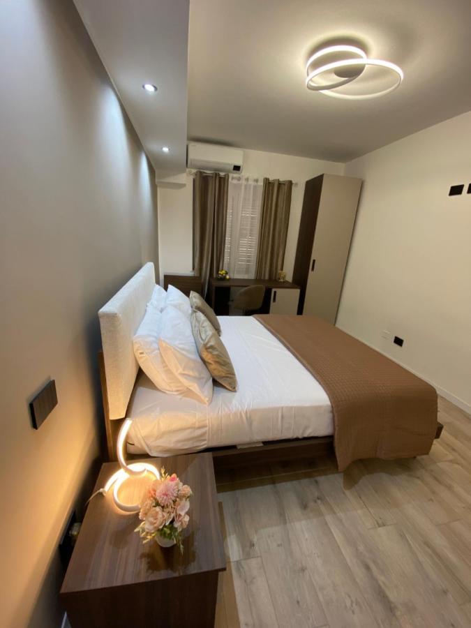 Hotel Plaza Ungheria باليرمو المظهر الخارجي الصورة