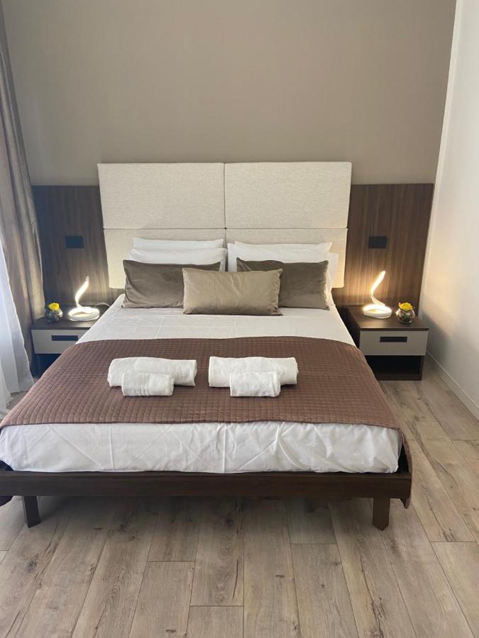 Hotel Plaza Ungheria باليرمو المظهر الخارجي الصورة