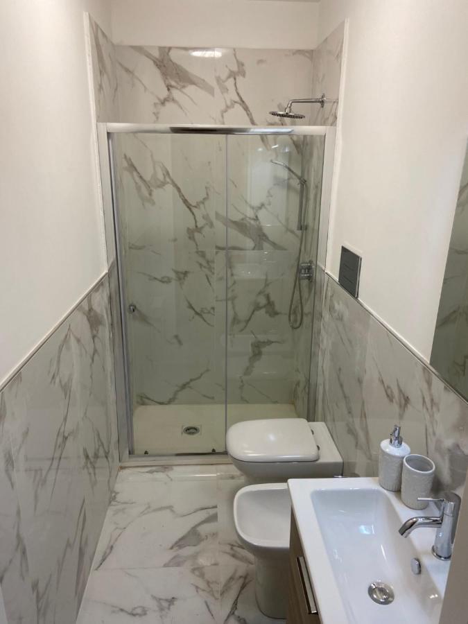 Hotel Plaza Ungheria باليرمو المظهر الخارجي الصورة