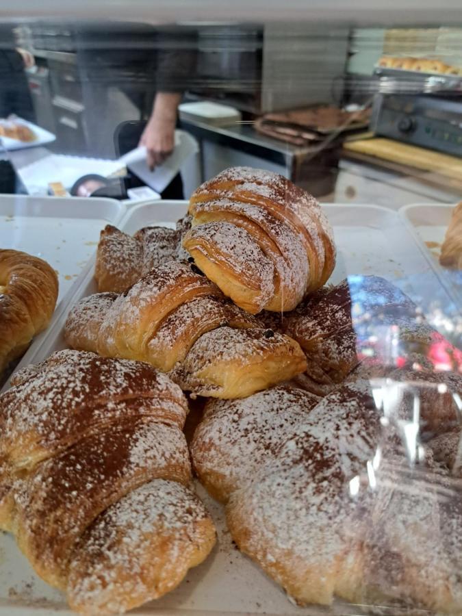 Hotel Plaza Ungheria باليرمو المظهر الخارجي الصورة